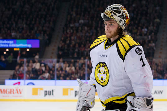 Brynäs målvakt Felix Sandström