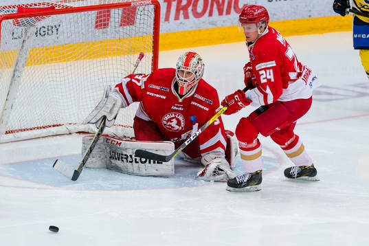 Trojas målvakt Robin Johansson och Rasmus Johansson