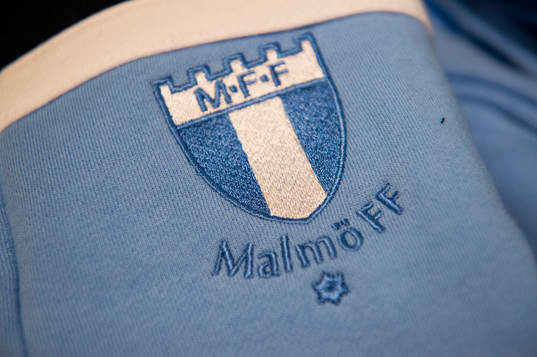 Malmö FFs klubblogotype på en tröja
