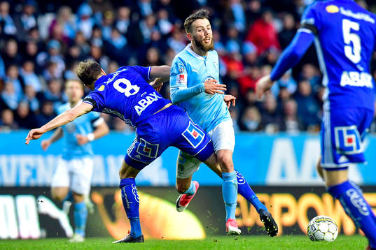 Sundsvalls Lars Krogh Gerson och Malmö FFs Erdal Rakip