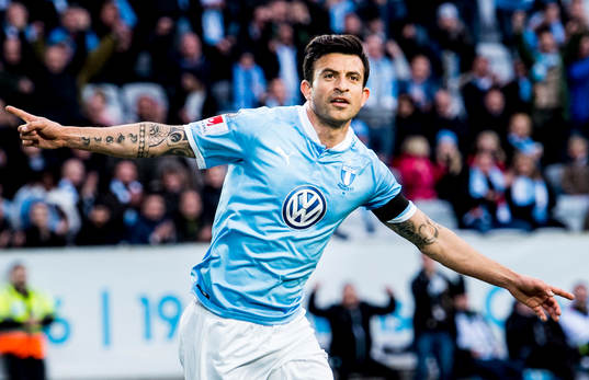 Malmö FFs Behrang Safari jublar
