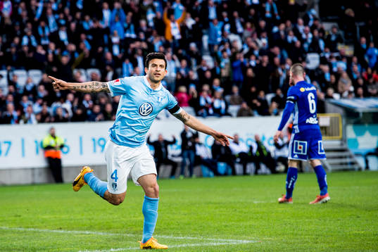 Malmö FFs Behrang Safari jublar