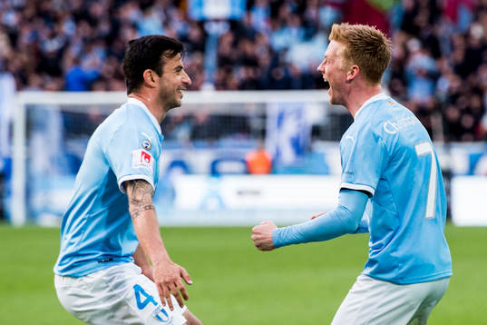 Malmö FFs Behrang Safari jublar
