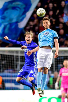 Malmö FFs Markus Rosenberg och Sundsvalls Eric Björkander