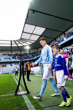 Malmö FFs Markus Rosenberg gör entré