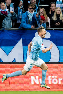 Malmö FFs Markus Rosenberg jublar