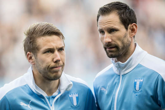 Malmö FFs Anton Tinnerholm och målvakt Johan Wiland