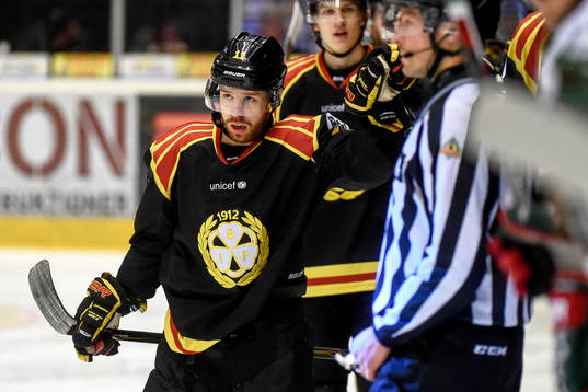 Brynäs Kevin Clark jublar