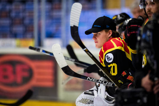 Brynäs målvakt Oliver Dackell