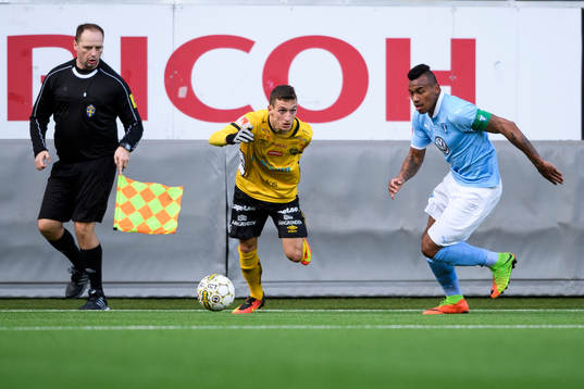 Elfsborgs Arian Kabashi och Malmö FFs Luis Felipe Carvalho