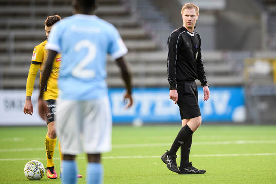 Domaren Daniel Särén