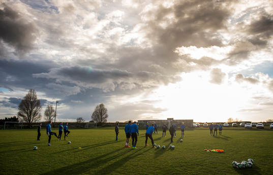 Träning med (RMIF) Runsten/Möckleby IFs A-lag på