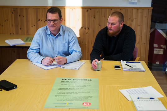Styrelsemöte med (RMIF) Runsten/Möckleby IF i klubbhuset