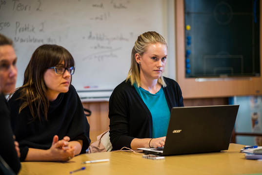 Styrelsemöte med (RMIF) Runsten/Möckleby IF i klubbhuset