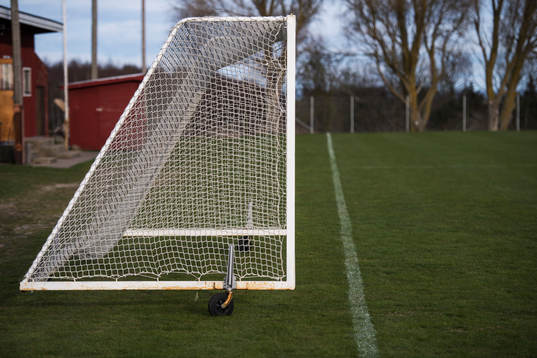 Träning med (RMIF) Runsten/Möckleby IFs A-lag på