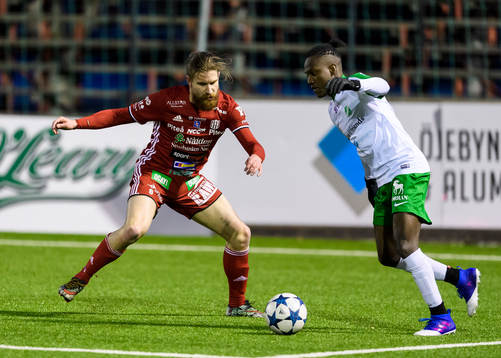 Piteås Joachim Olofsson och Moröns Patricio Quinonez Gomes