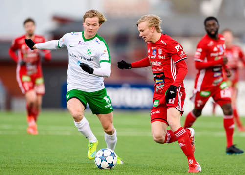 Moröns William Ögren jagar Piteås Johannes Lidström