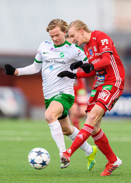Moröns William Ögren jagar Piteås Johannes Lidström