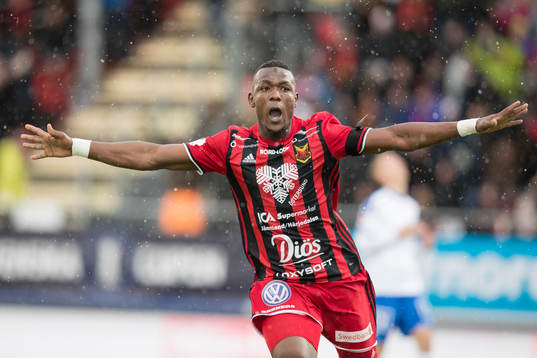 Östersunds Alhaji Gero jublar