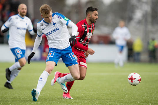 Norrköpings Eric Smith mot Östersunds Saman Ghoddos