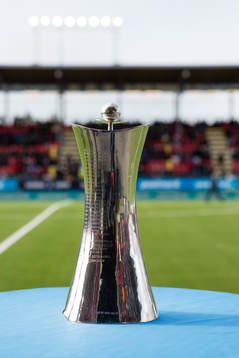 pokalen innan finalen i Svenska Cupen mellan Östersund och