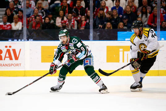 Frölundas Casey Wellman och Brynäs Jacob Blomqvist