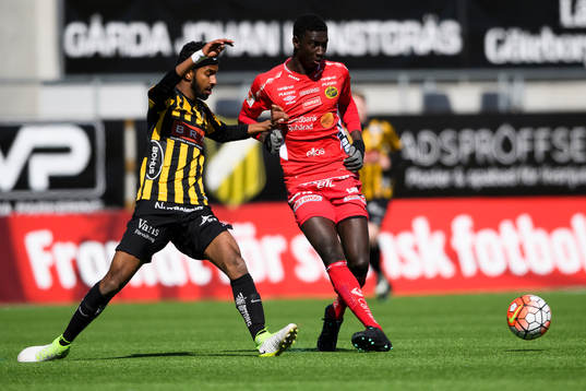 Elfsborgs Marokhy Ndione och Häckens Mirad Garza