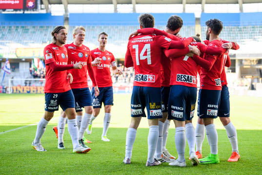 Örgrytes spelare jublar