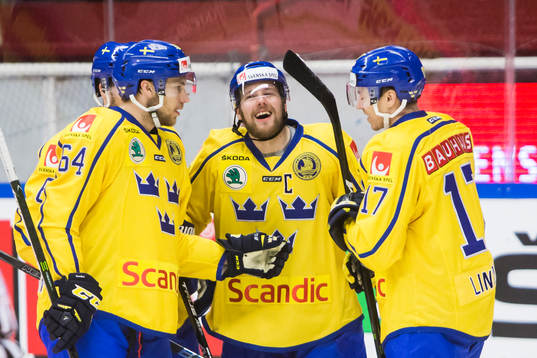 Bläddra bland fler bilder av Ishockey, Landskamp, Sverige - Lettland