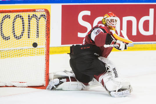 Lettlands målvakt Ivars Punnenovs släpper in 3-1 av