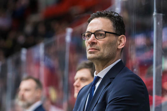 Sveriges assisterande tränare Peter Popovic