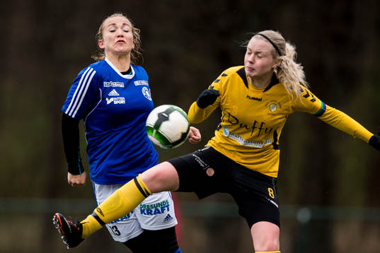 Stattenas Marielle Karlsson och Glimåkras Kajsa Lind