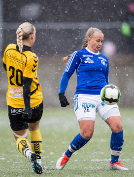 Stattenas Stephanie Petersson och Glimåkras Erika
