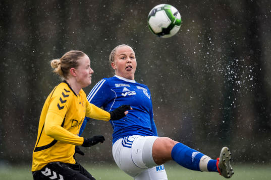 Stattenas Stephanie Petersson och Glimåkras Charlotte