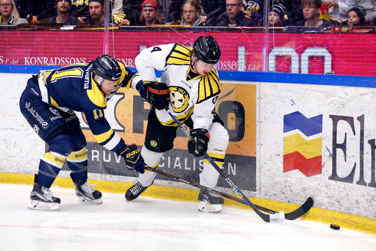 s Simon Önerud och Brynäs Marcus Ersson