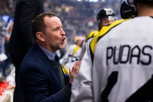 Brynäs tränare Thomas Berglund