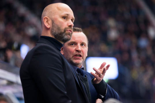 Brynäs assisterande tränare Tommy Sjödin och tränare