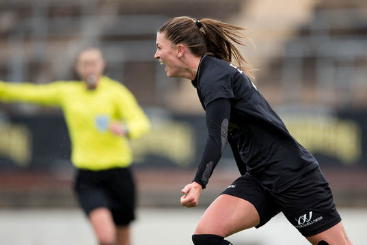 Göteborgs Pauline Hammarlund jublar