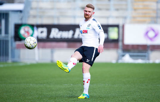 Örebros Michael Almebäck