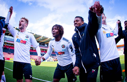 Örebros Johan Mårtensson, Kennedy Igboananike och Divine