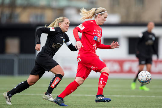 Göteborgs Elin Rubensson mot Örebros Lisa Dahlkvist