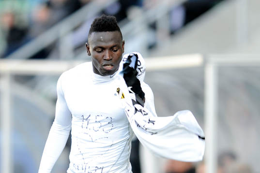 Häckens Alhassan Kamara jublar