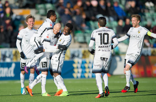 Häckens Alexander Farnerud jublar