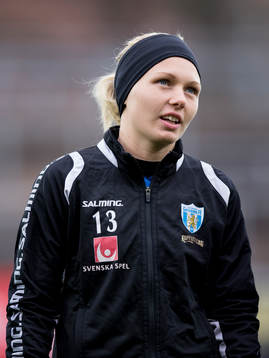 Göteborgs målvakt Jennifer Falk på line up innan