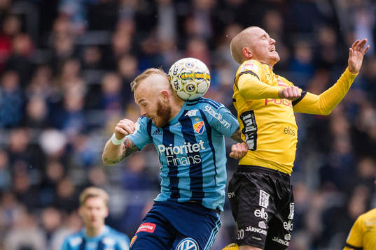 Djurgårdens Kerim Mrabti  mot Elfsborgs Daniel Gustavsson