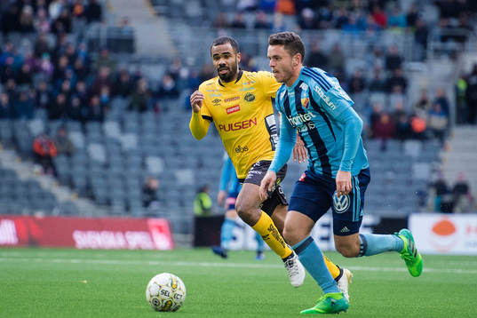 Elfsborgs Issam Jebali och Djurgårdens Kerim Mrabti