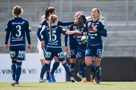 Kvarnsvedens spelare jublar