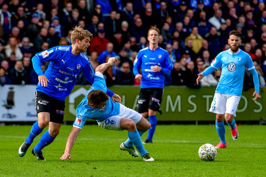 Malmö FFs Markus Rosenberg görs ner