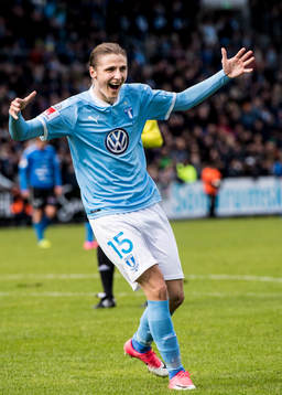 Malmö FFs Pawel Cibicki jublar