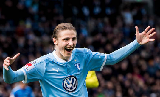 Malmö FFs Pawel Cibicki jublar